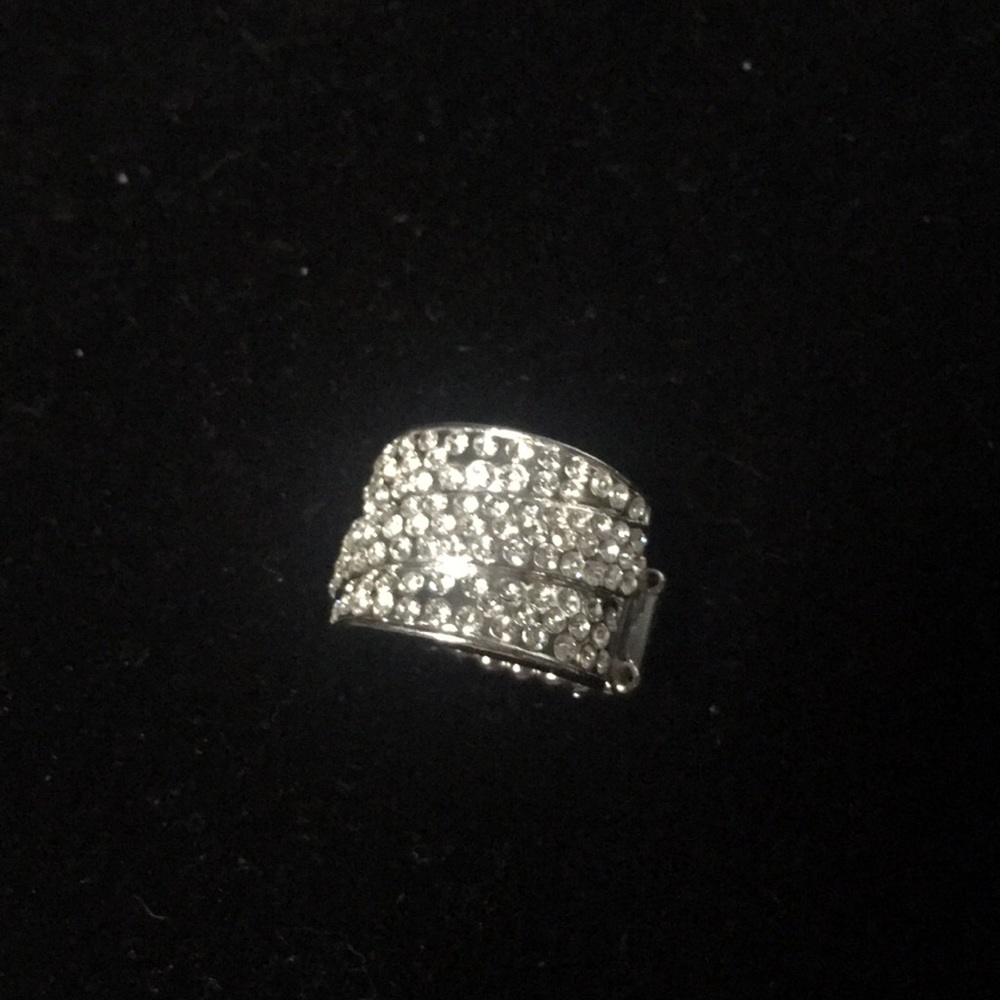 Silver sparkle rhinestone ring